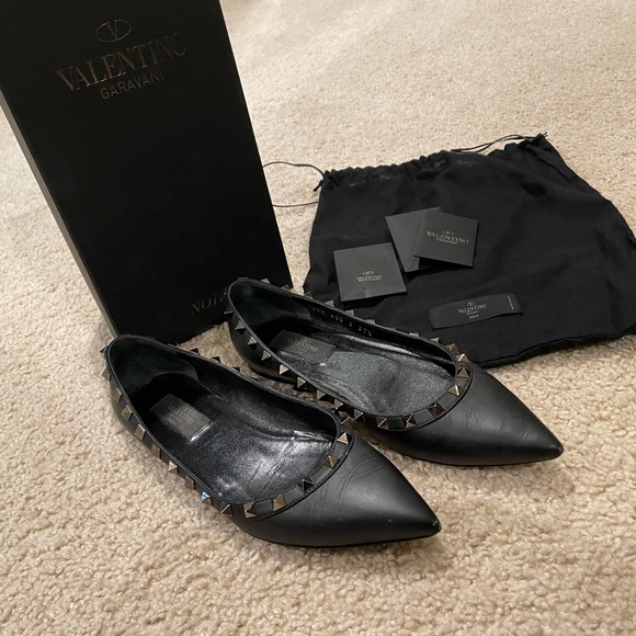 Valentino Noir Matte Black Gunmetal Rockstud Pointed Toe Flats Sz 37.5 - Picture 7 of 11